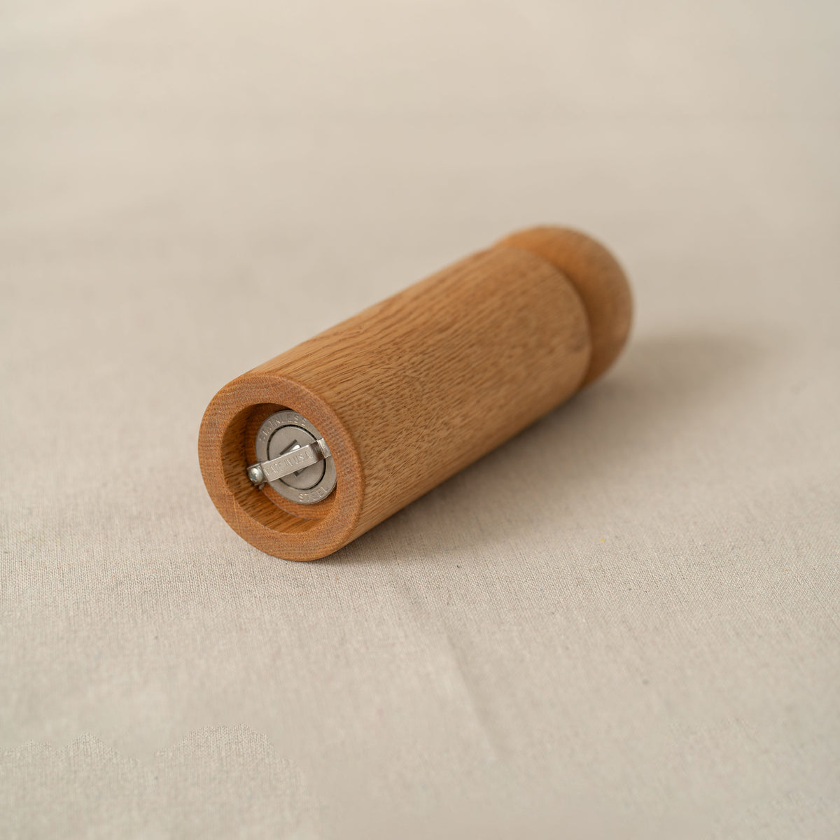 Pepper and Salt Mill Pair in oak - Resonant