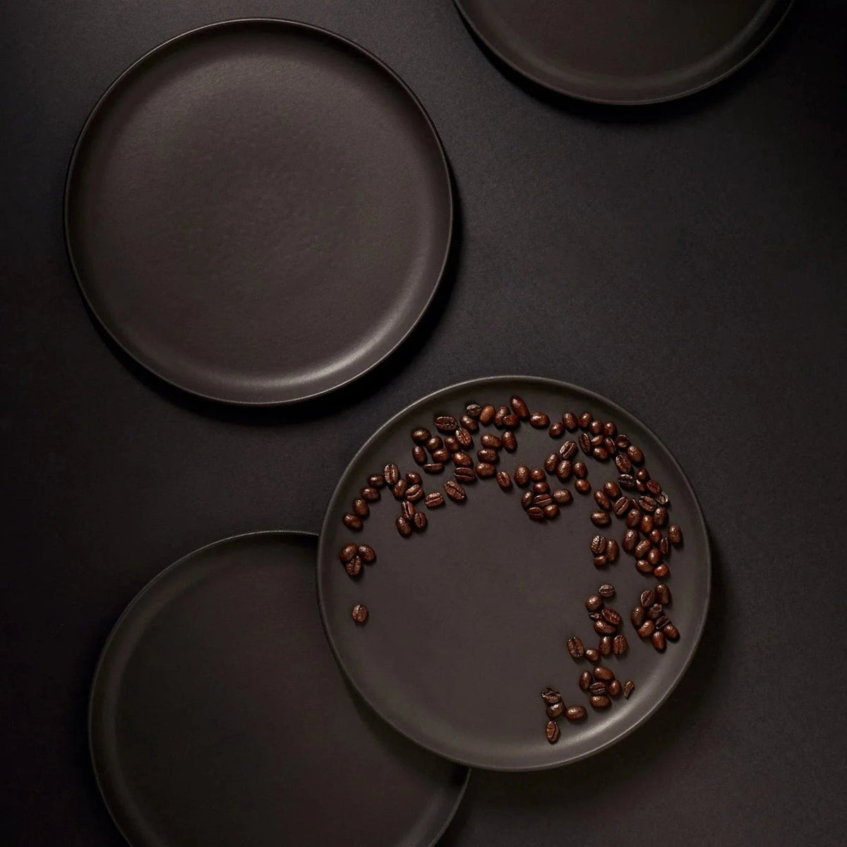 Flat Salad/Dinner Plate | Edan 9.4" - Matte Black Stoneware - Resonant- Gharyan Stoneware