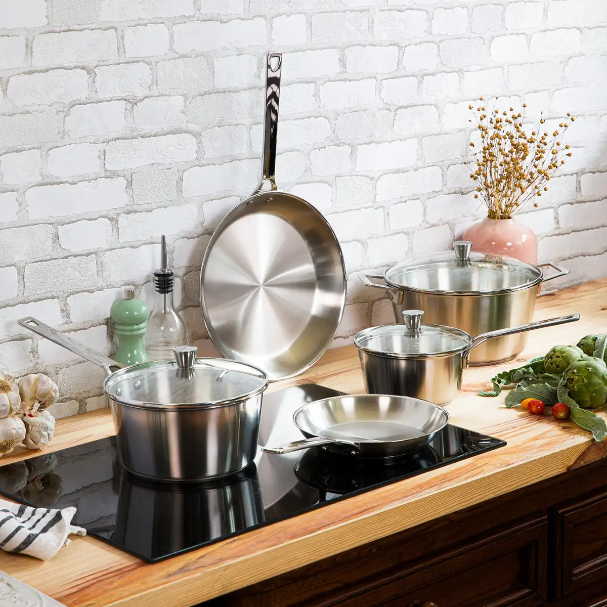 8-piece Cookware set by Cristel - Resonant