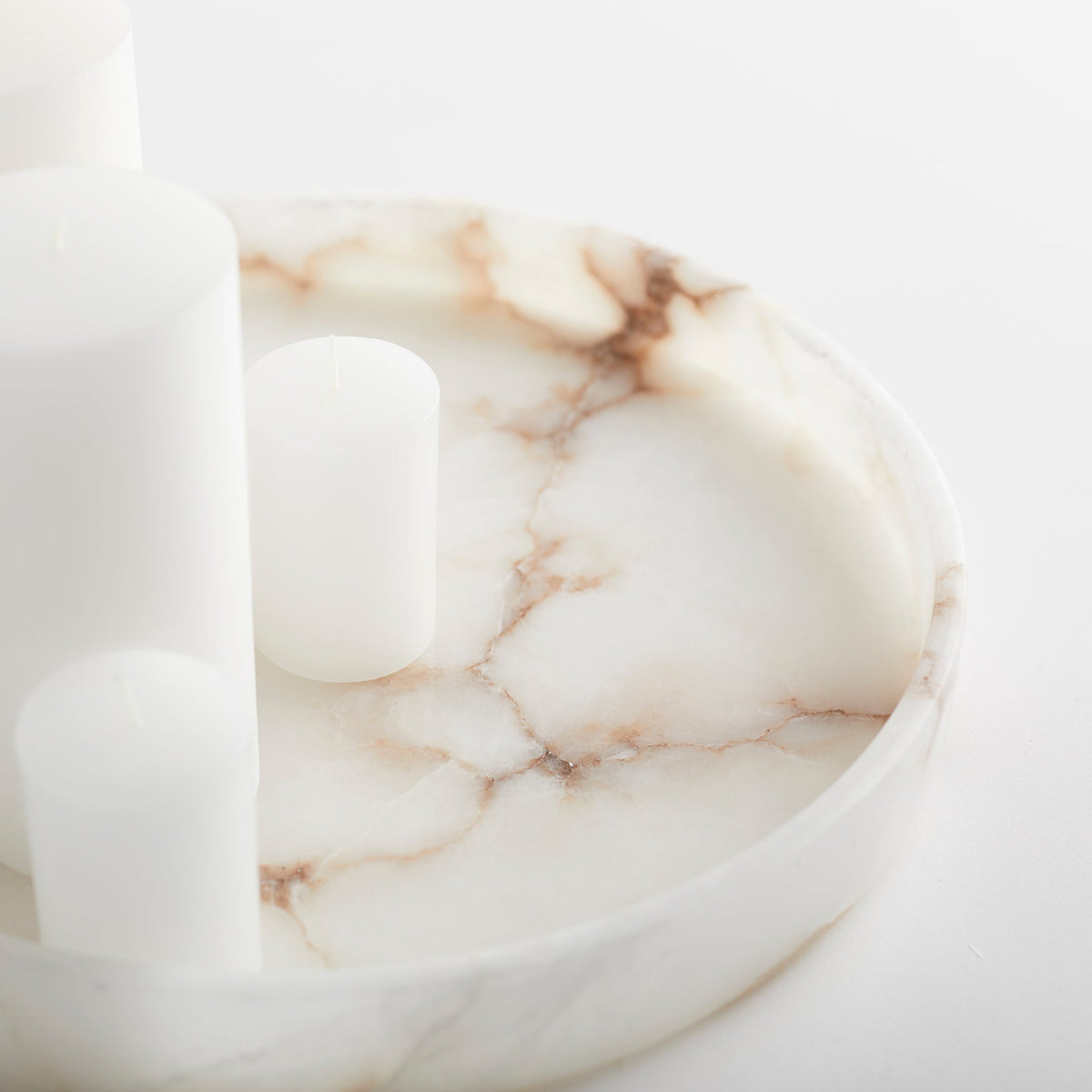 Santo Alabaster Large Tray - Resonant