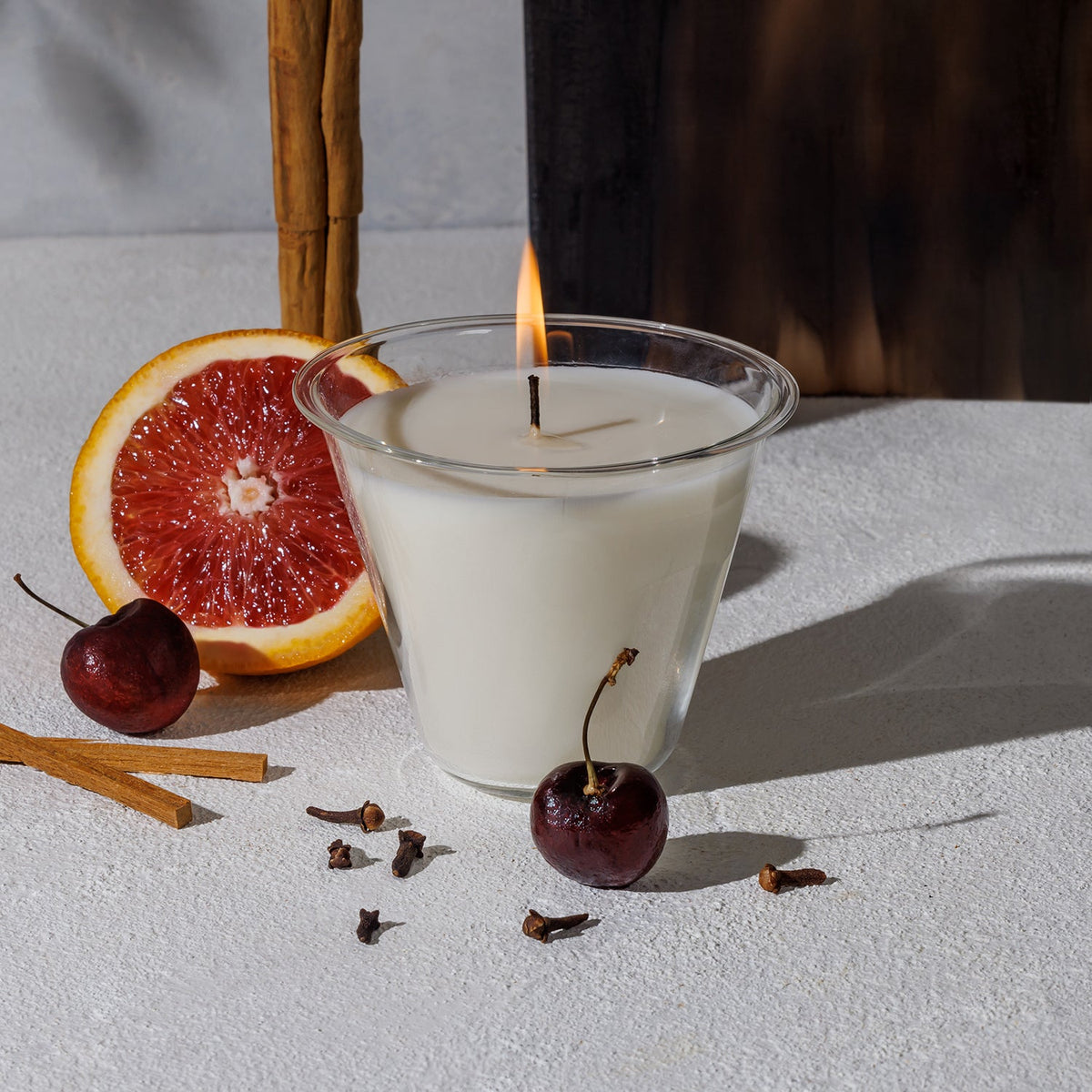 AIZ Candle - Cedar & Black Cherry - Resonant- Oaziz Candles