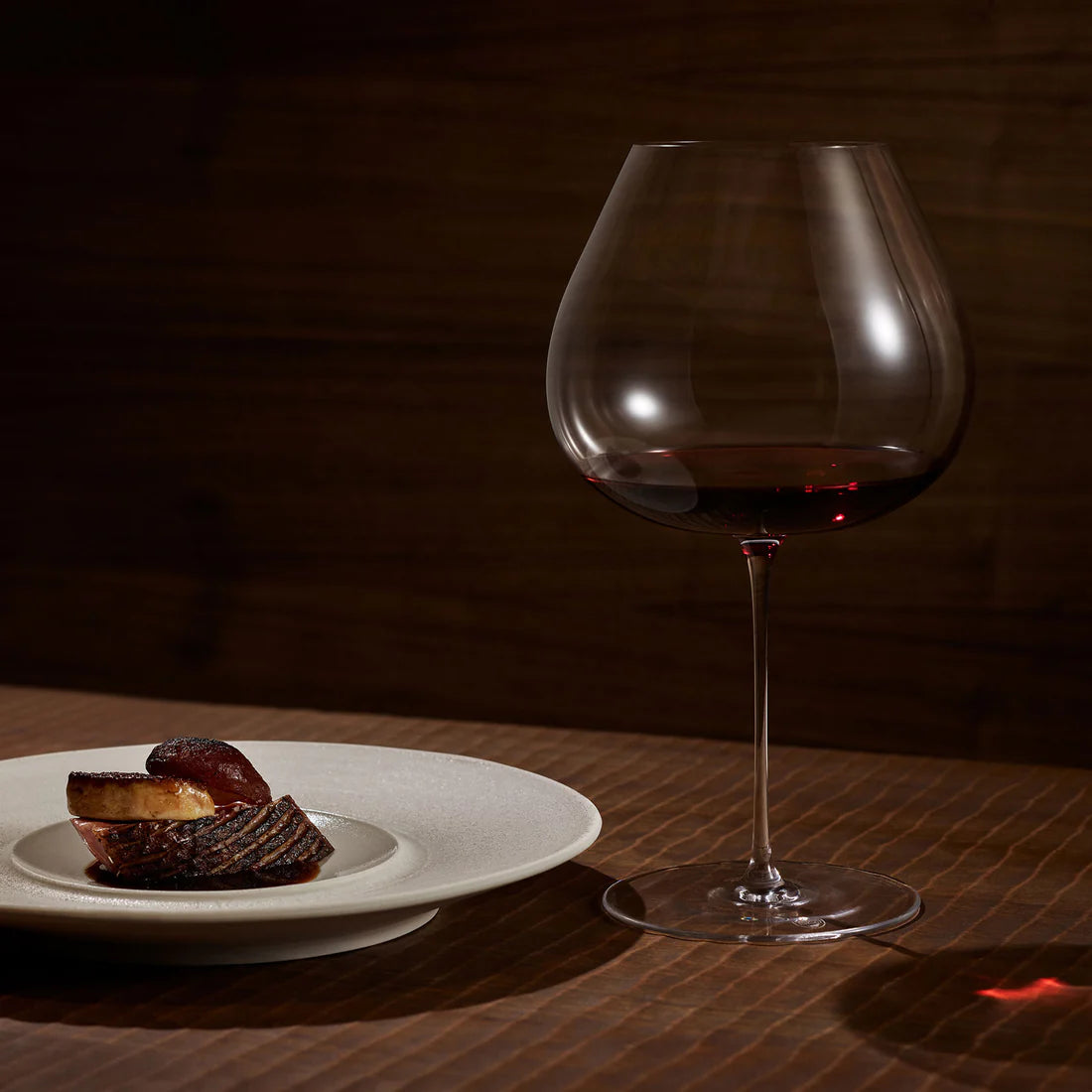 Handmade Frantzén Mature Wine Glass - Resonant- Orrefors