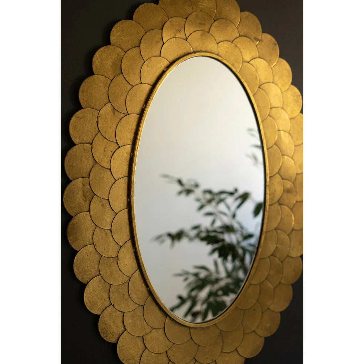Scalloped Mirror - Resonant