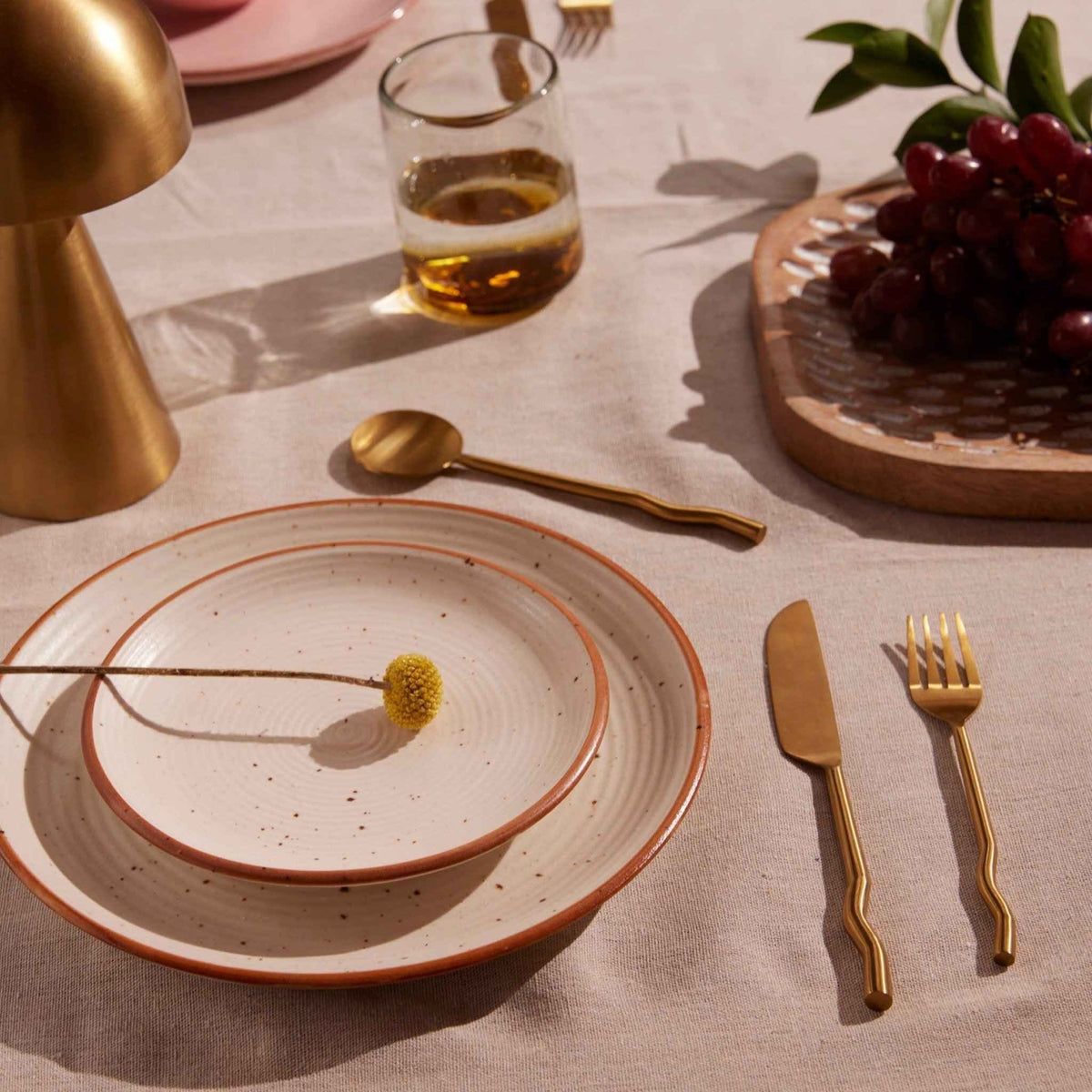 Emma Flatware (Set of 20) by MESO - Resonant