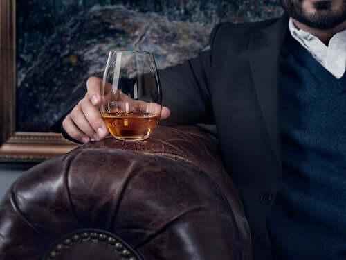 Enhance Your Experience with More Tumbler Sets by Orrefors Kosta Boda